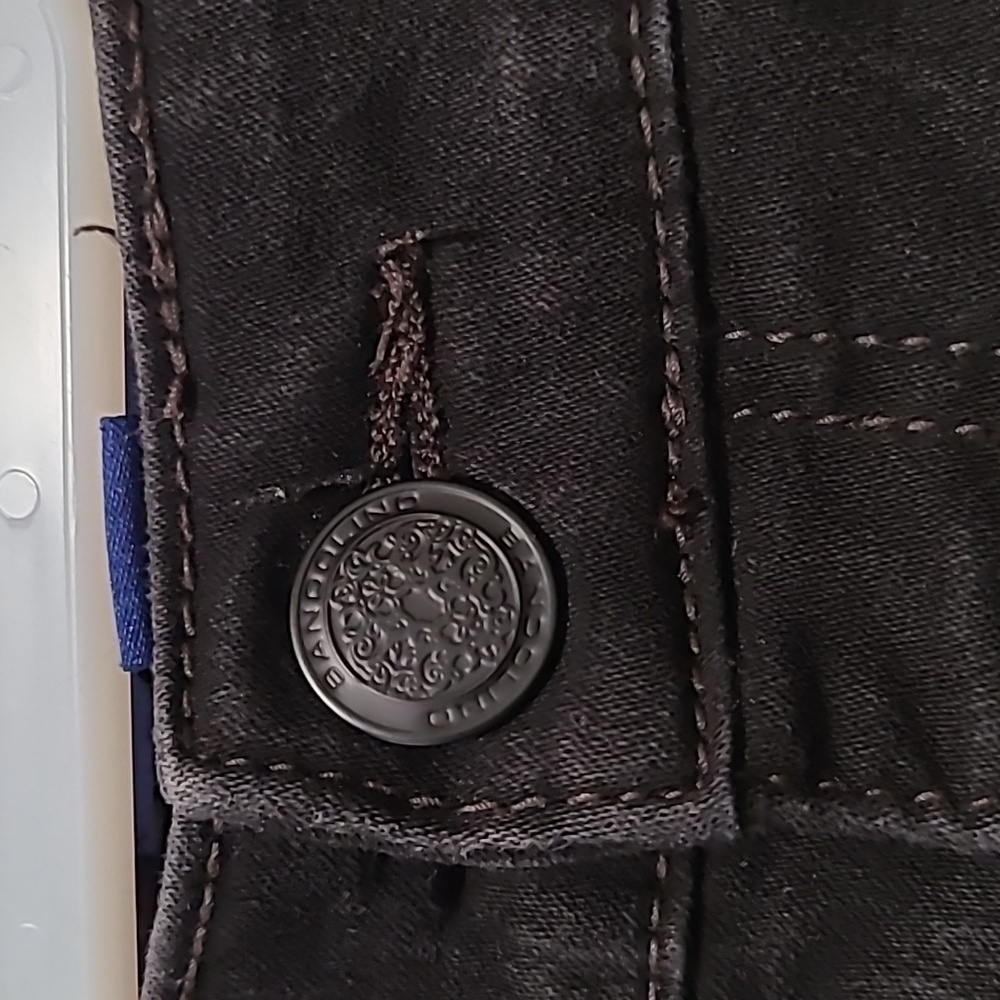 SALE!! Bandolino Jeans - Picture 3 of 11